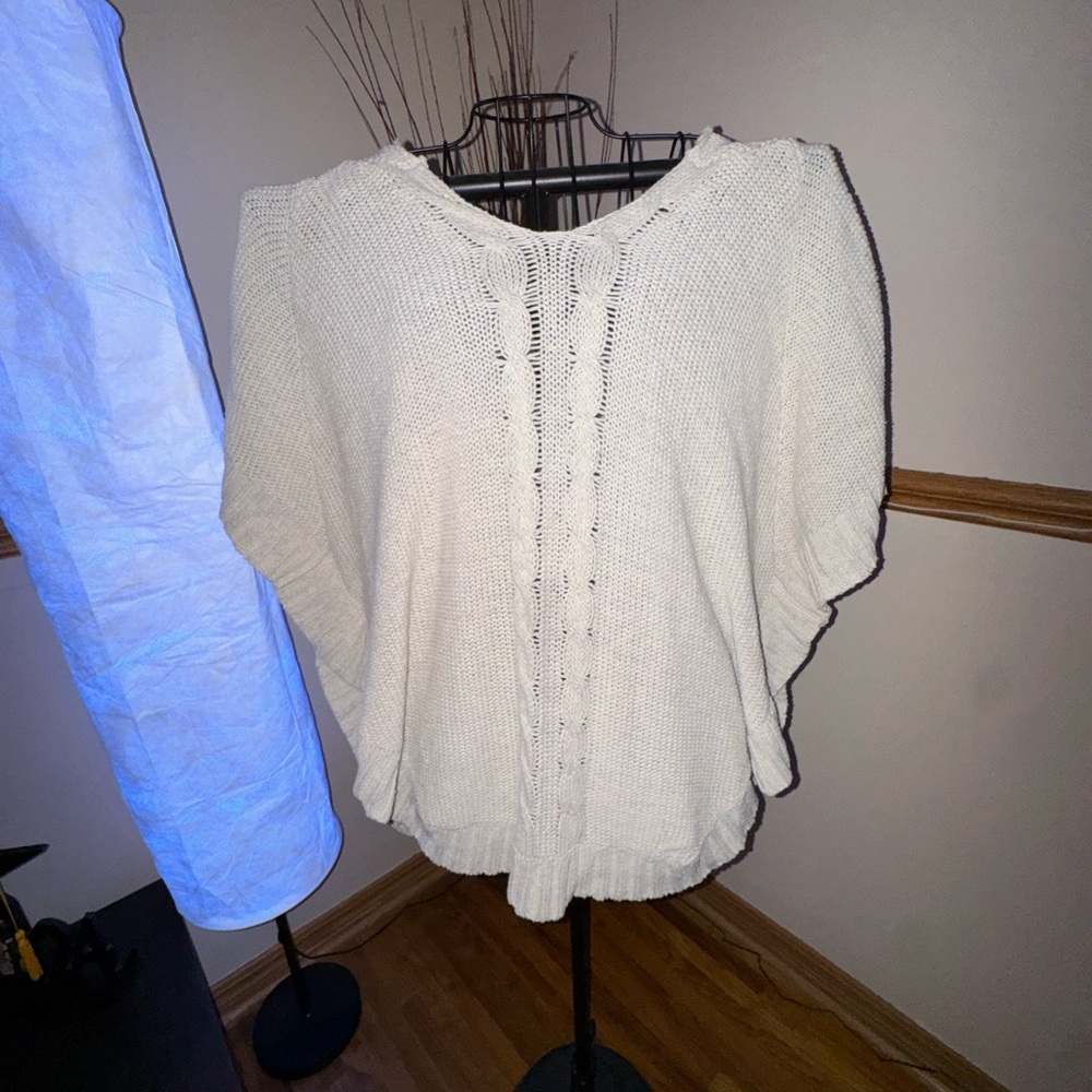 Siren Lily Cream Knit Poncho